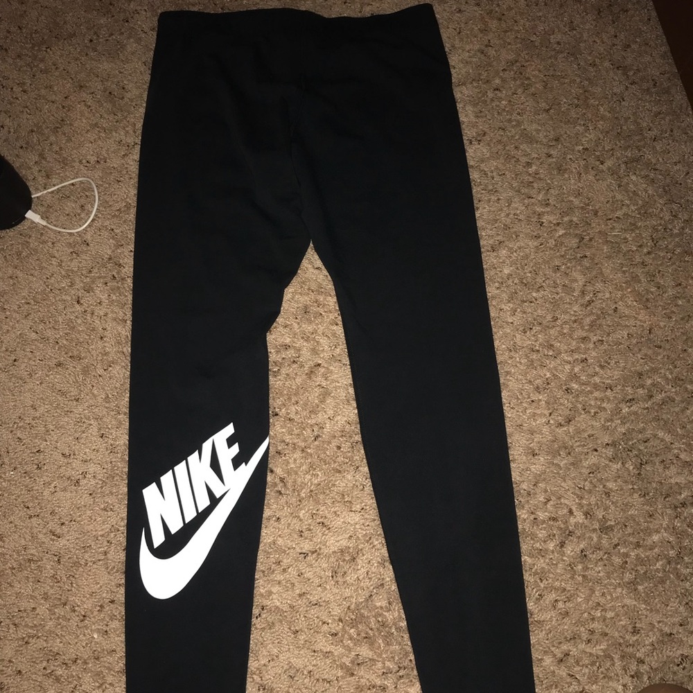 Nike leggings